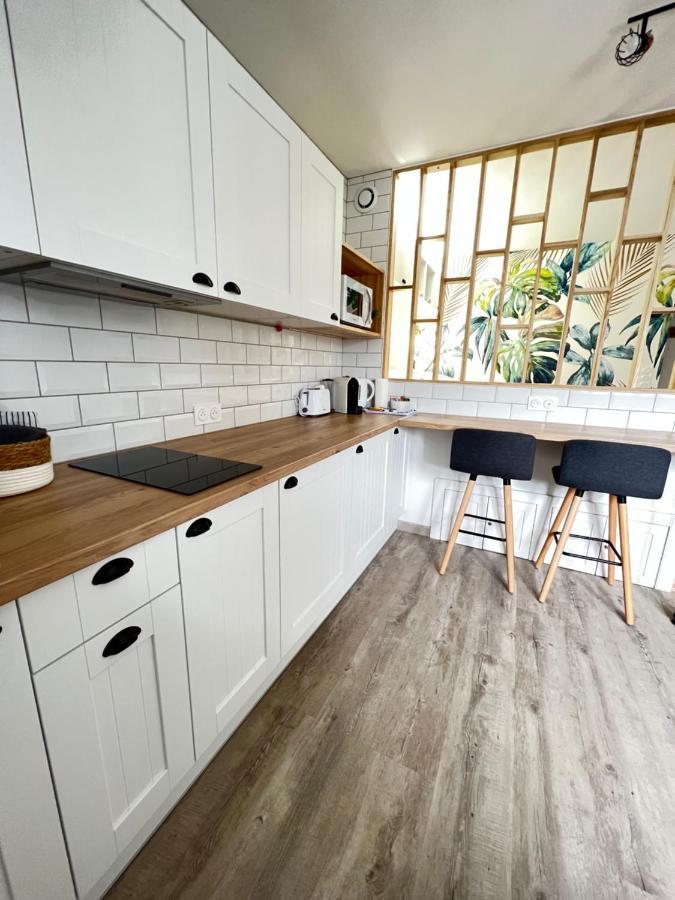 Apartment & Place De Parking Privee *