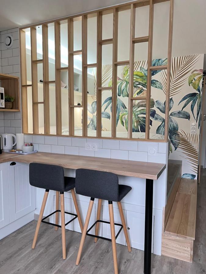 Apartment & Place De Parking Privee