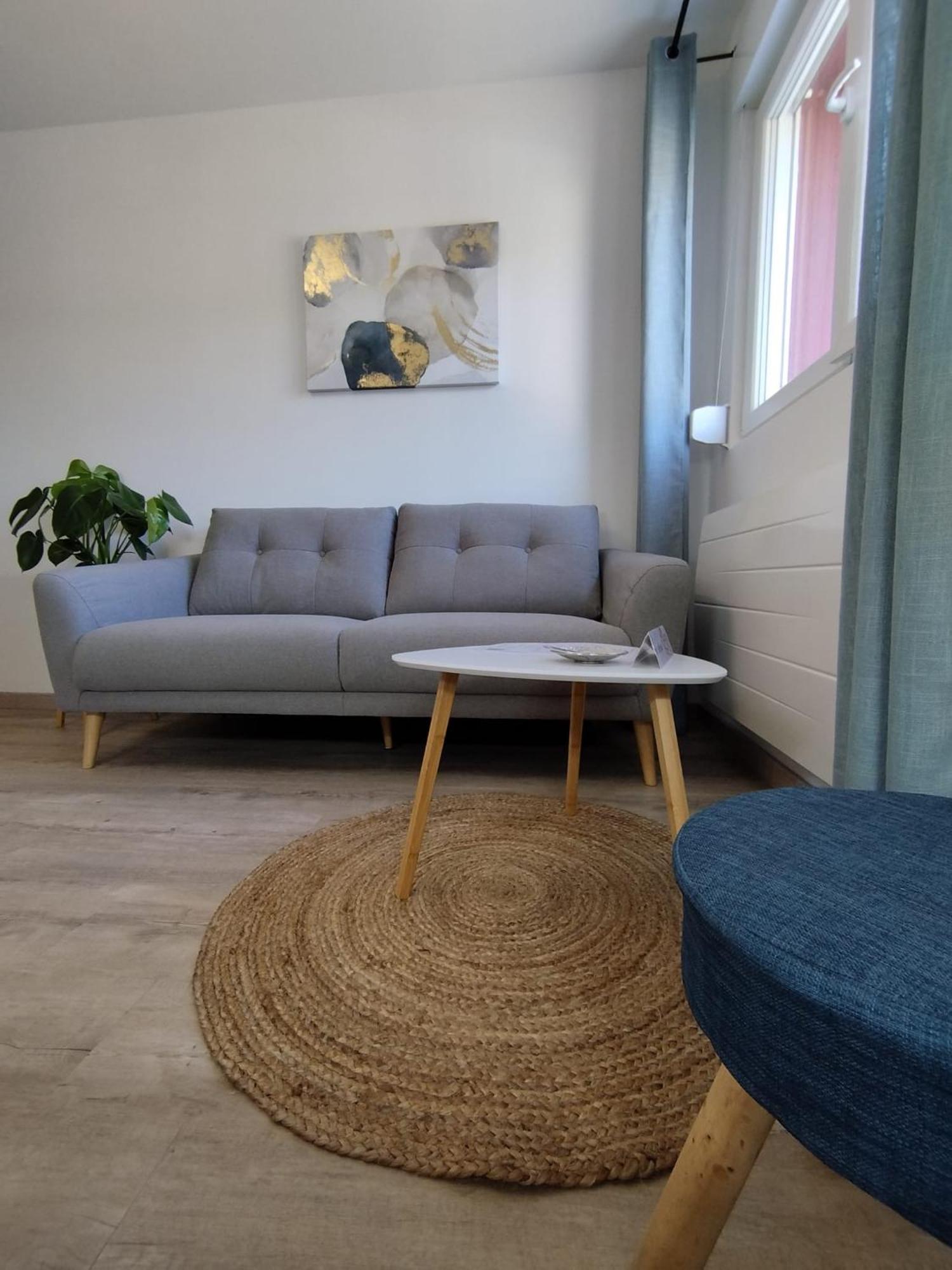 & Place De Parking Privee Apartment *